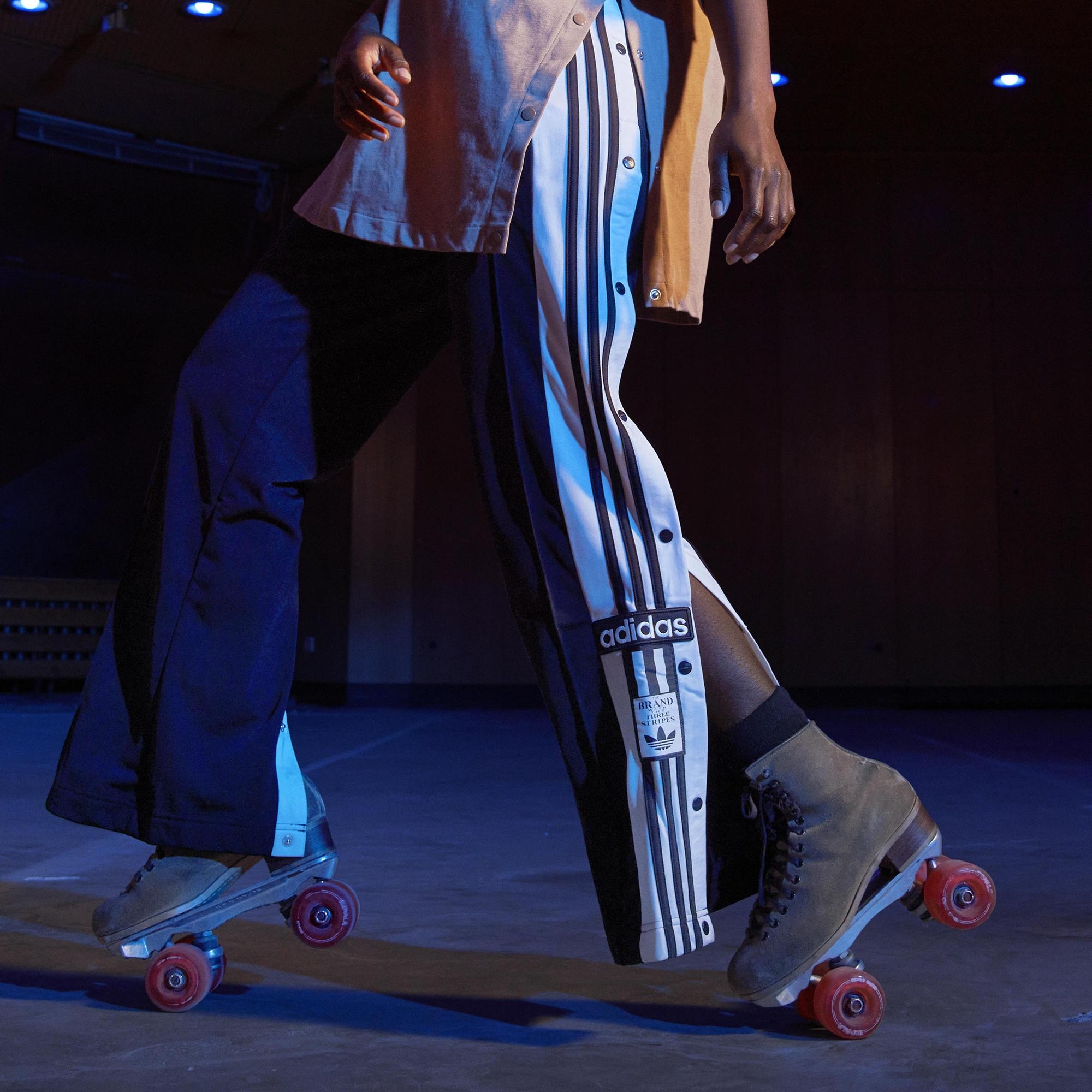 ADIDAS ADICOLOR å¥³ éåé·è¤² é» GN2807| æ©æ¼é 